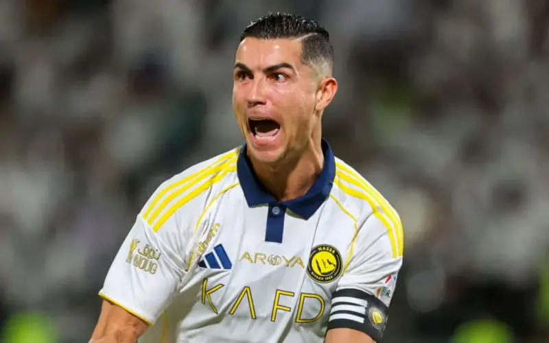 رغم لعبه كمدافع .. “صفات رونالدو” تضع جوهرة توتنهام على أعتاب كبار أوروبا!